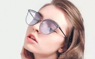 玳瑁色镜框适合什么人，玳瑁色眼镜框