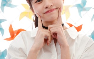 女孩子带什么型号眼镜，女孩子带什么型号眼镜好看